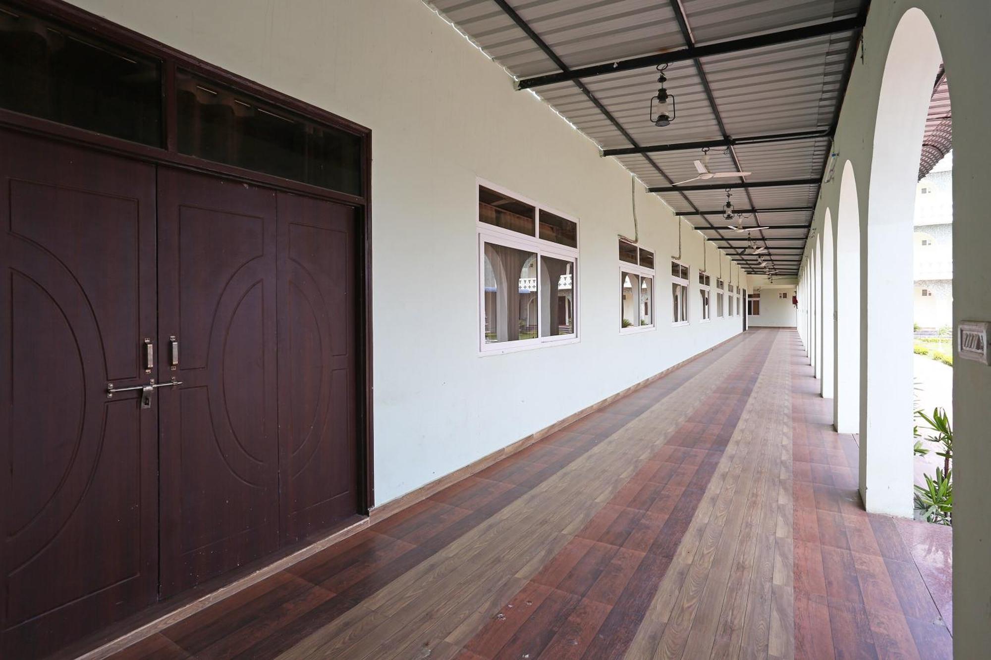 Hotel O Radhika Resort โกตา ภายนอก รูปภาพ